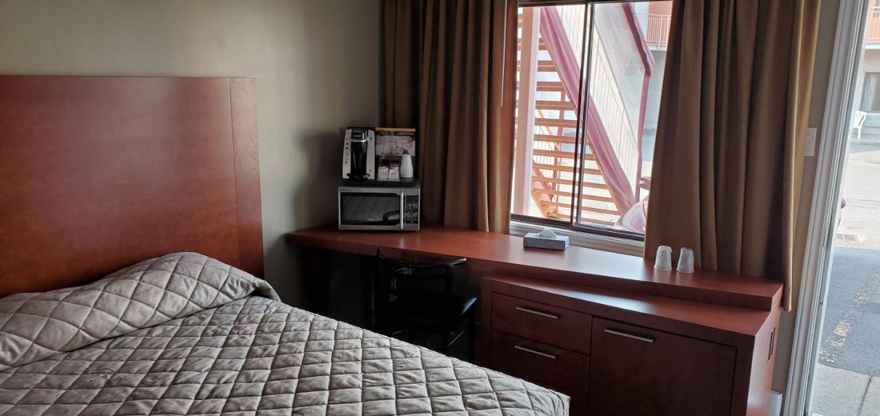 Motel Falcon ブロサード エクステリア 写真