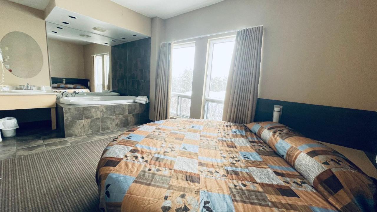 Motel Falcon ブロサード エクステリア 写真